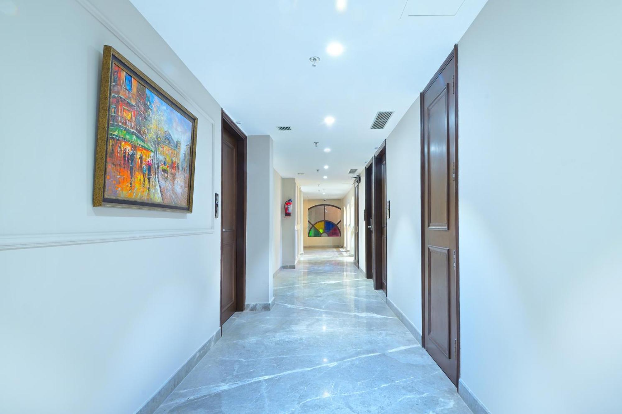 ניו דלהי Hotel Sapphire House - 3 Mins Walk From Metro And 5 Mins From Rail Station מראה חיצוני תמונה
