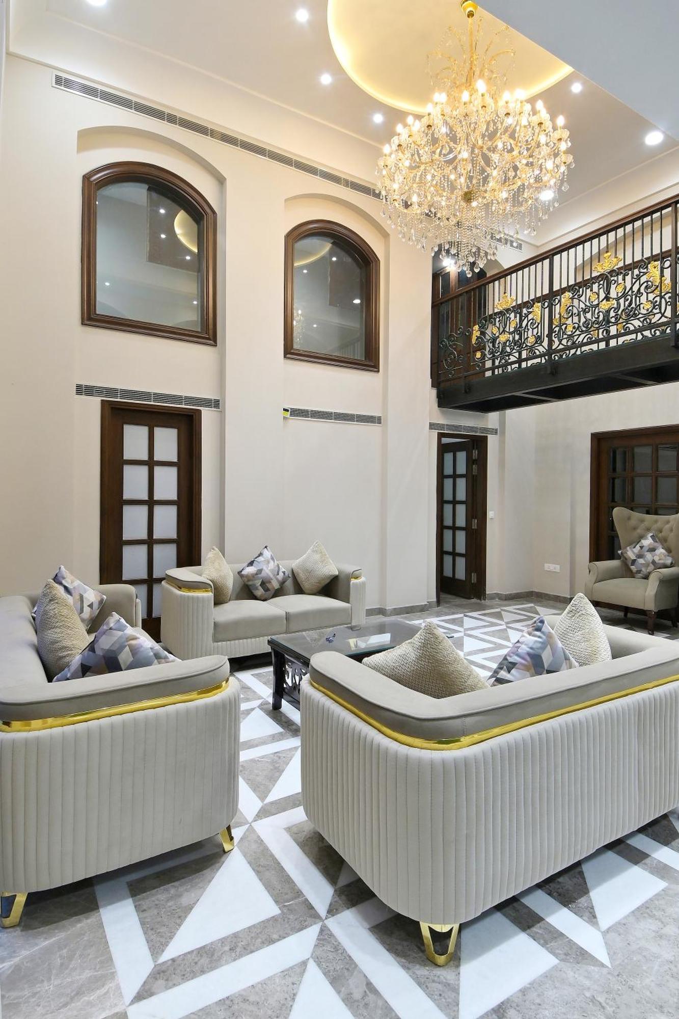 ניו דלהי Hotel Sapphire House - 3 Mins Walk From Metro And 5 Mins From Rail Station מראה חיצוני תמונה