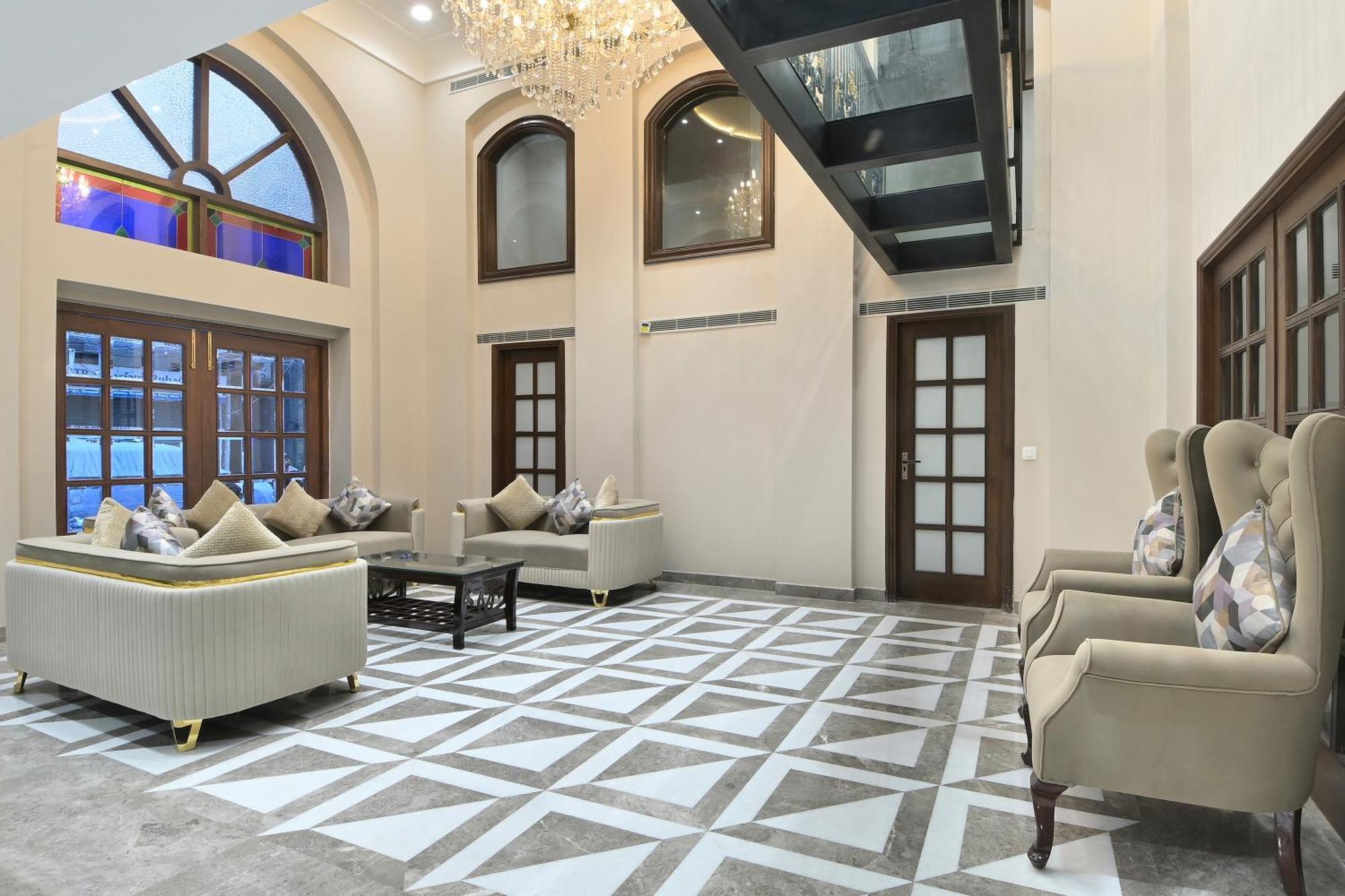 ניו דלהי Hotel Sapphire House - 3 Mins Walk From Metro And 5 Mins From Rail Station מראה חיצוני תמונה